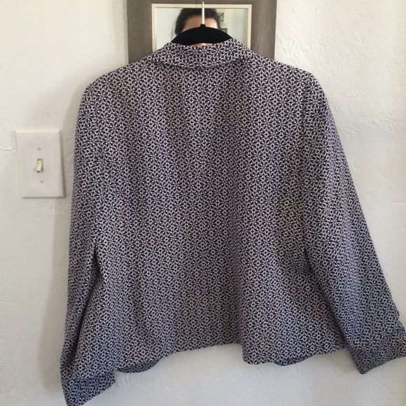 LOFT blue floral blazer - Picture 3 of 4